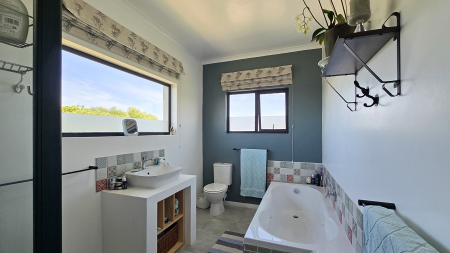 4 Bedroom Property for Sale in Glen Navar Eastern Cape